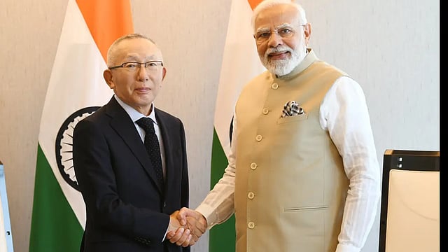 PM Modi Meets CEO Of Japanese Clothing Brand Uniqlo