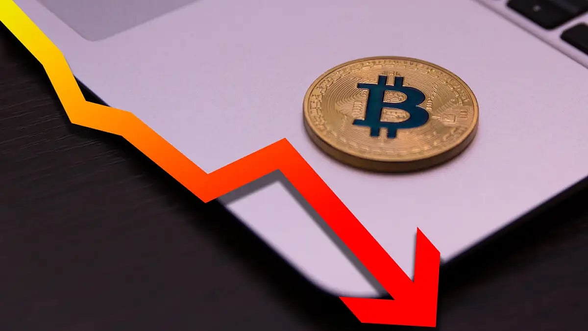 Bitcoin (BTC), the world’s oldest cryptocurrency, was trading at $29,725.32, lower by 0.93 per cent 