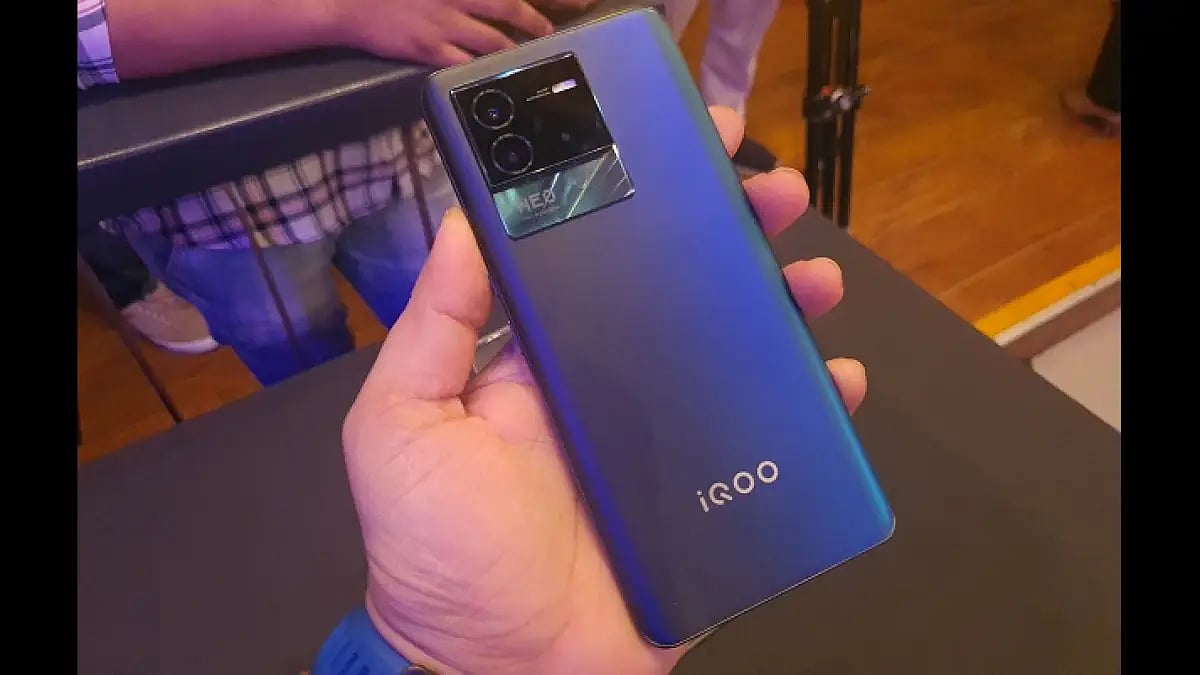 iQOO Neo 6 Smartphone