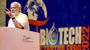 PM inaugurates Biotech Start-up Expo