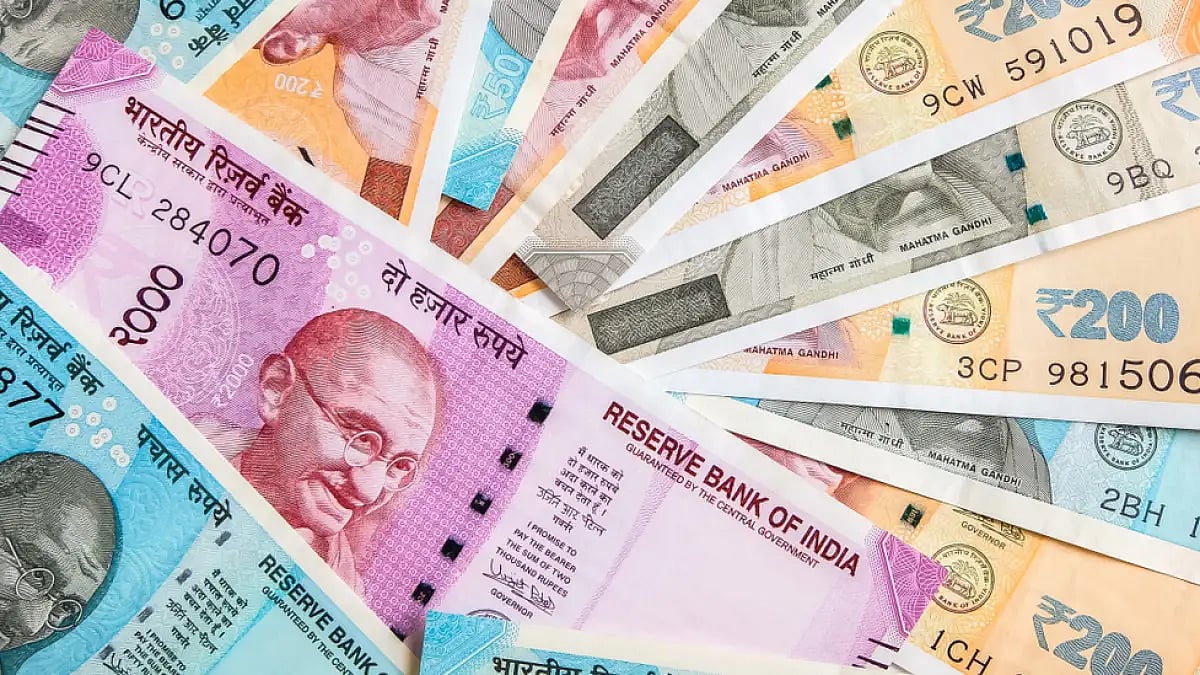 Rupee Declines 22 Paise, Hits Record Low Of 78.59 Against US Dollar