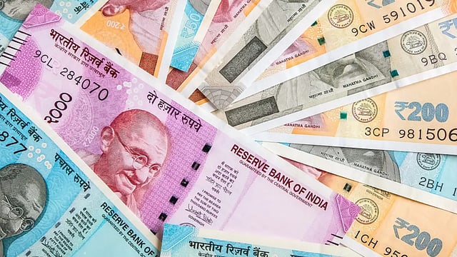Rupee Falls 9 Paise To 79.04 Against US Dollar In Early Trade