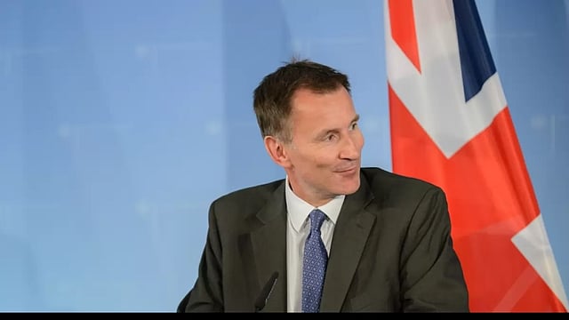 UK Treasury Chief Delays Detailing New Economic Plans