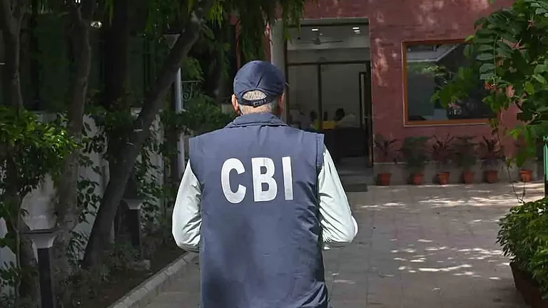 Four chargesheeted by CBI in RHFL bank 'fraud' case - null