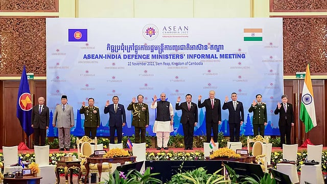 Govt Reviewing FTAs With ASEAN, Korea: Patel
