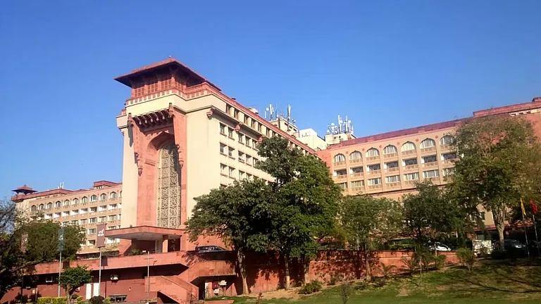 Travel Sector Players Want Infrastructure Status For Hotel Industry - null