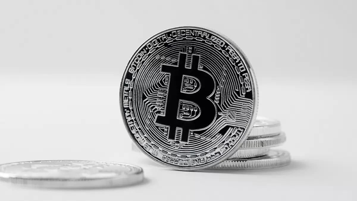 Crypto Prices Today: Dogecoin (DOGE) Rises 6% As Major Coins Bitcoin (BTC), Ethereum (ETH), Binance 