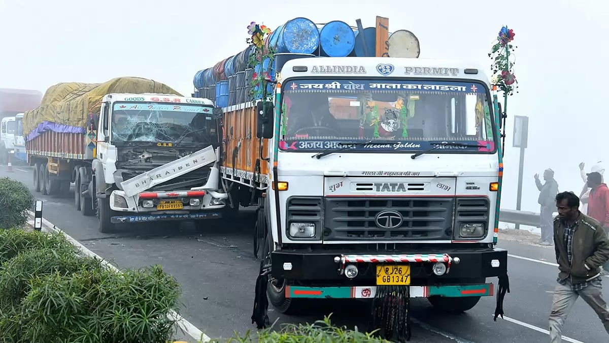 Vehicles collide due to low visibility