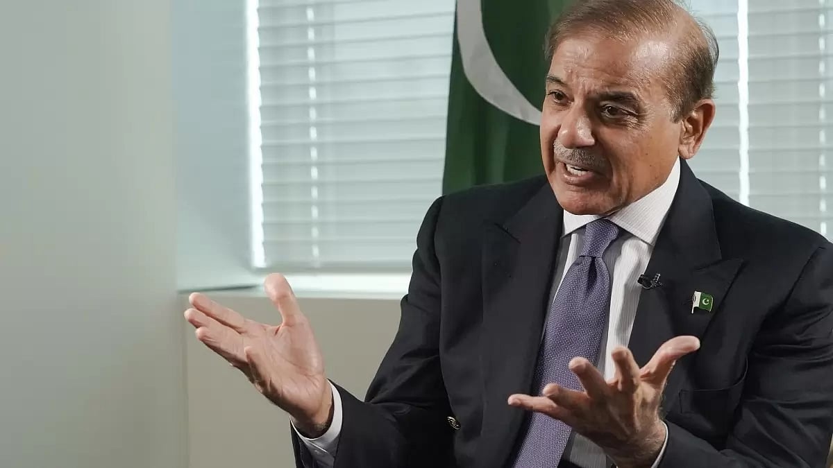 Pak Prime Minister Shehbaz Sharif
