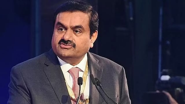 Adani Group Eyes $600 Million Offshore Loan to Refinance Debt