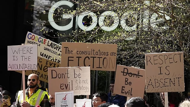 Russia Fines Google $32,000 For Videos About The Conflict In Ukraine