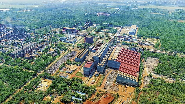 Tata Steel First Indian Firm To Use LNG Powered Capesize Carrier For Raw Material