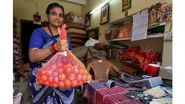 Tomato Prices Spike Again On Tight Supply; Mother Dairy Stores Selling At Rs 259/kg