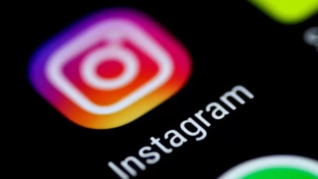Instagram Stops Working, Tells Users Their Accounts Are Suspended