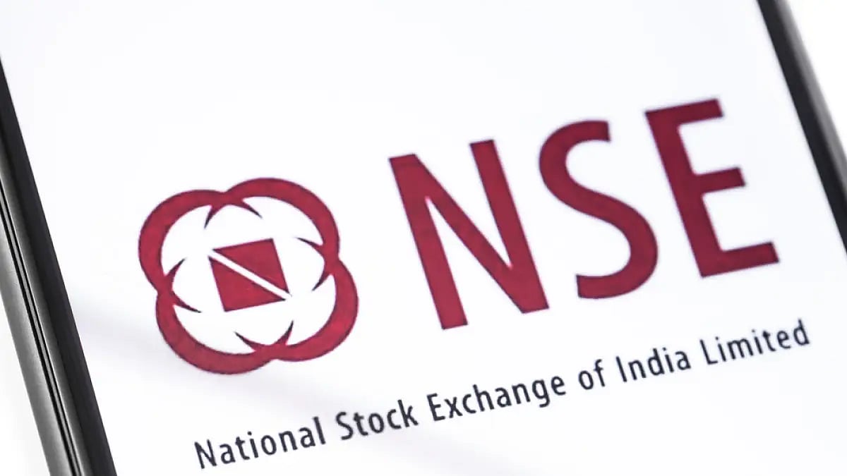 NSE IFSC Solution Vs. Direct Investing In US Stocks: Know The Difference
