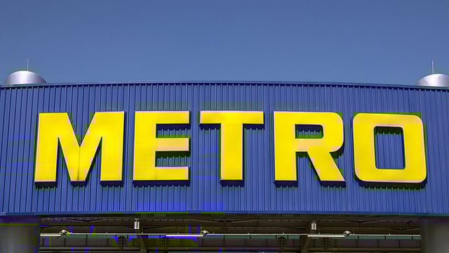Neither Ambani Nor Adani Like To Lose Corporate Battles; Who Will Win Race For Metro Cash And Carry?