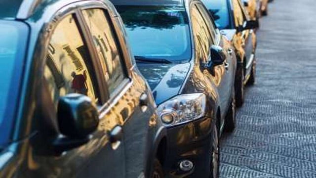 Total Vehicle Retail Sales in India in Oct Sees 32 % on-Year Rise to 28,32,944 Units: FADA