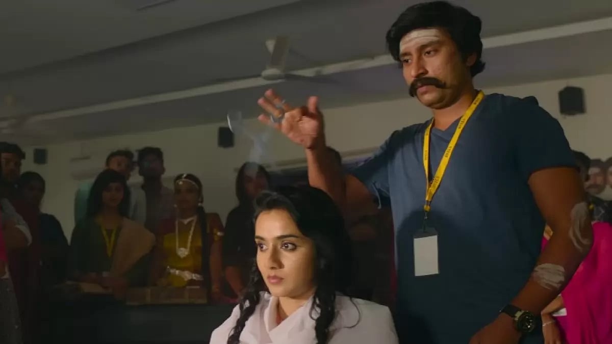 YouTube : RJ Balaji in 'Singapore Saloon' 