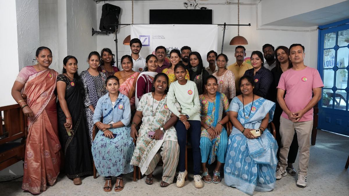 Women entrepreneurs with team going to School and team Deutsche Bank