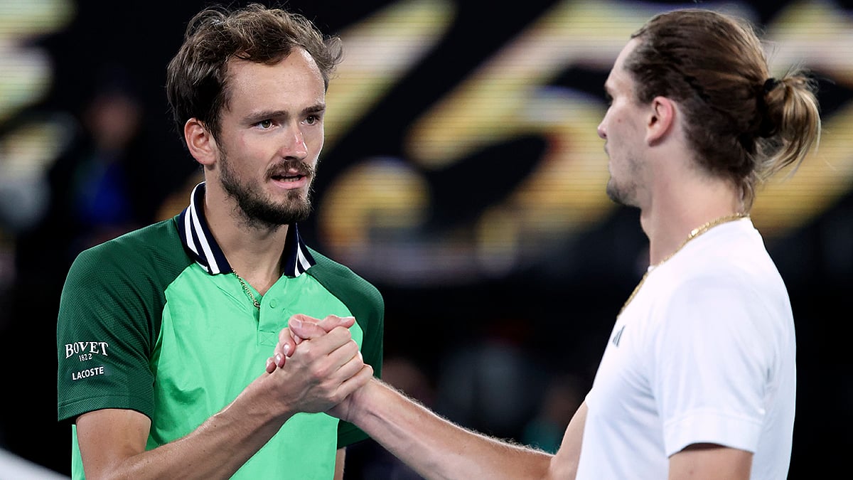 | Photo: AP/Asanka Brendon Ratnayake : Australian Open 2024 Semi-Finals: Daniil Medvedev vs Alexander Zverev 