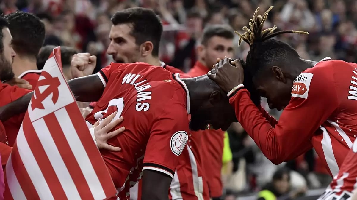 AP : Inaki Williams celebrates scoring his side's third goal during the Copa del Rey quarter-finals football match between Athletic Bilbao and Barcelona at the San Mames stadium in Bilbao