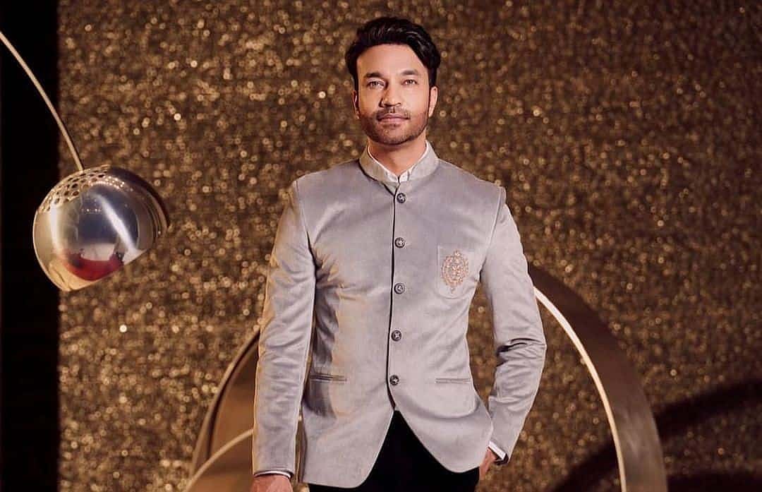 Studybizz : Vicky Jain