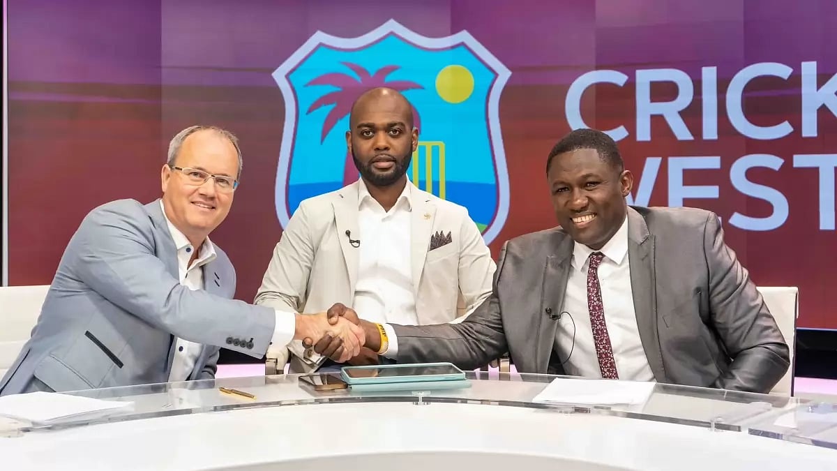 X/ @windiescricket : CWI and WIPA signed a new historic MOU. Both organisations confirm their commitment to advancing gender pay equity 
