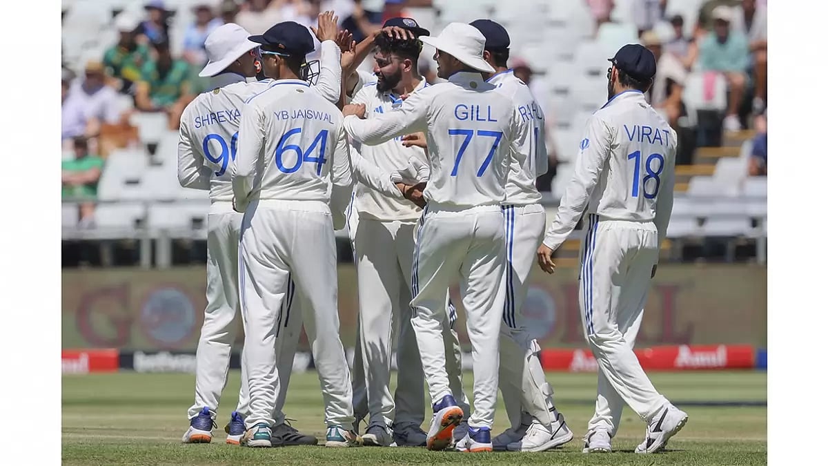 Photo: AP/Halden Krog : India Vs South Africa, 2nd Test: Day 1 
