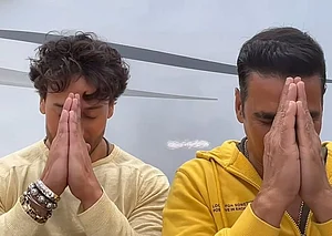 Instagram : Akshay, Tiger