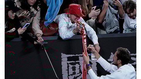 Australian Open 2024 Semi-Finals: Daniil Medvedev vs Alexander Zverev