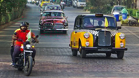Vintage car & bike rally in Thane