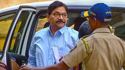 Shiv Sena leader Ravindra Waikar appears before ED