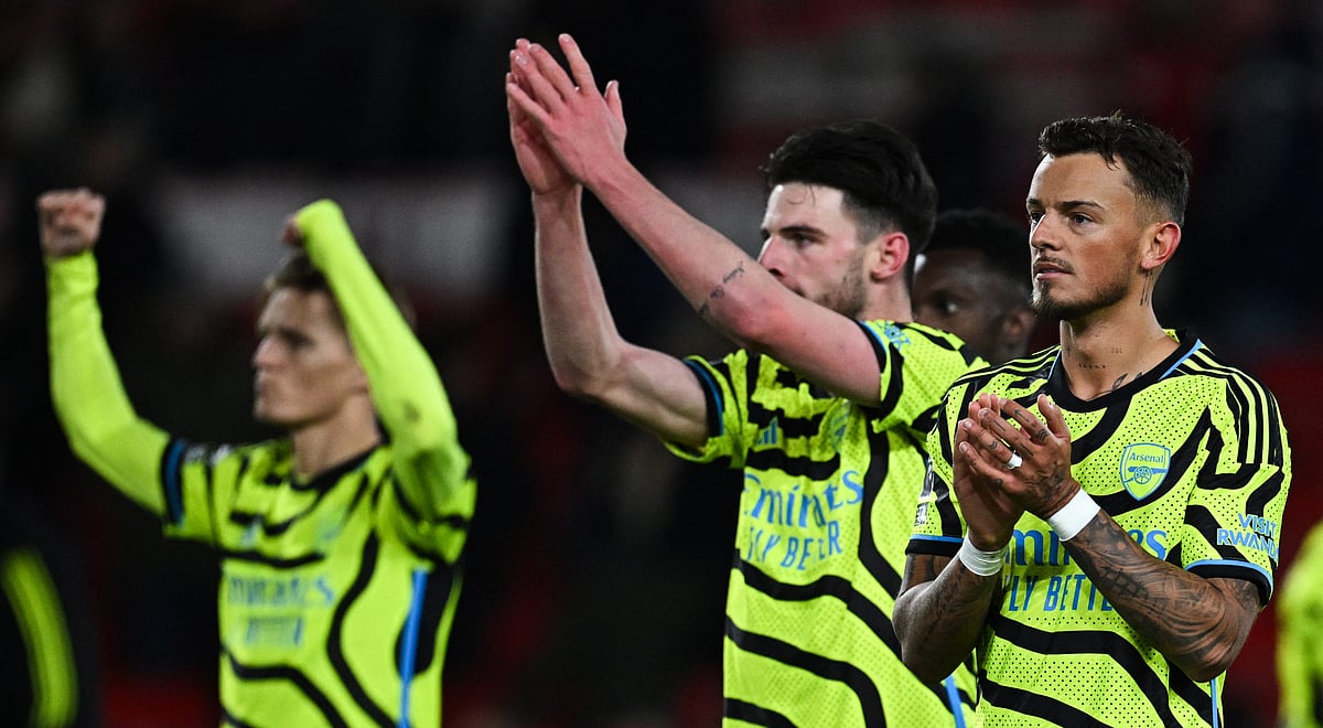 X/Arsenal : Arsenal are second in the EPL table