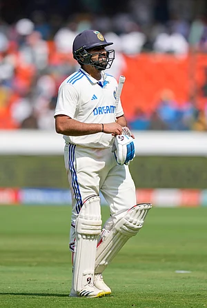 (AP Photo/Mahesh Kumar A.) : India's captain Rohit Sharma reacts as he leaves the field after losing his wicket to England's Tom Hartley on the fourth day of the first cricket test match between England and India in Hyderabad, India, Sunday, Jan. 28, 2024.
