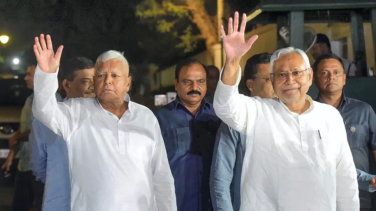 | Photo: File Pic : RJD supremo Lalu Prasad Yadav and JD (U) chief and Bihar Chief Minister Nitish Kumar