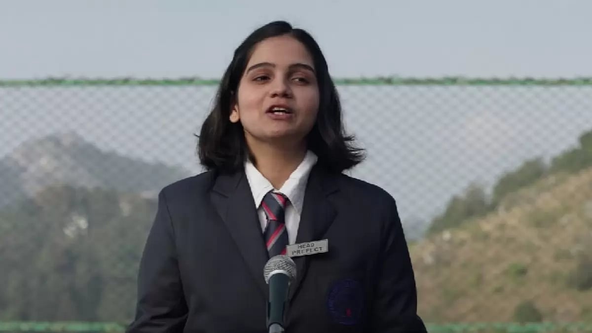 YouTube : 'Girls Will Be Girls' 