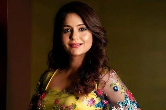 Instagram : Charrul Malik