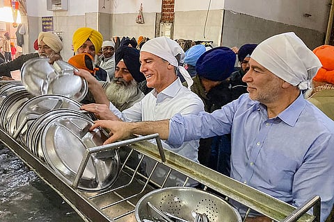 Eric Garcetti visits Golden Temple