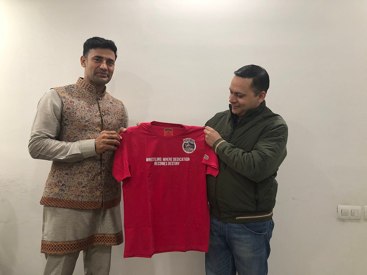 (Photo: X/ Sangram Singh) : Sangram Singh (left) will return to wrestling after six years