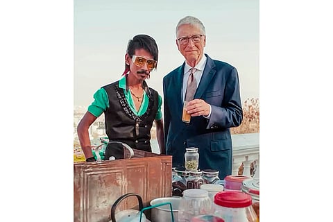 Bill Gates with Dolly Chaiwala