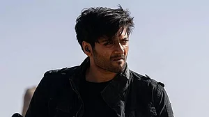 Instagram : Ali Fazal