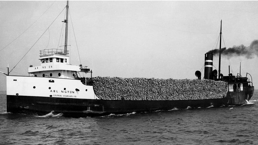 Great Lakes Shipwreck Historical Society : The SS Arlington, a 244-foot bulk carrier discovered around 35 miles north of Michigan’s Keweenaw Peninsula in Lake Superior.
