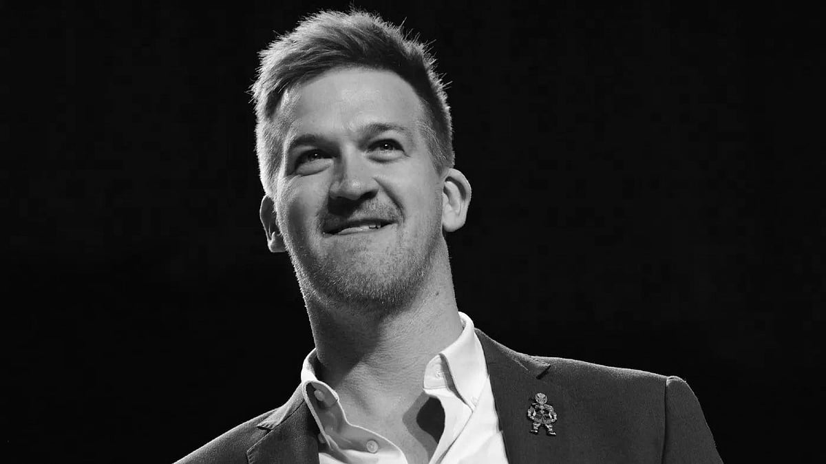 Instagram : Kenneth Mitchell