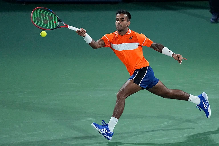 Dubai Tennis Championships 2024: Sumit Nagal vs Lorenzo Sonego - | Photo: AP/Kamran Jebreili