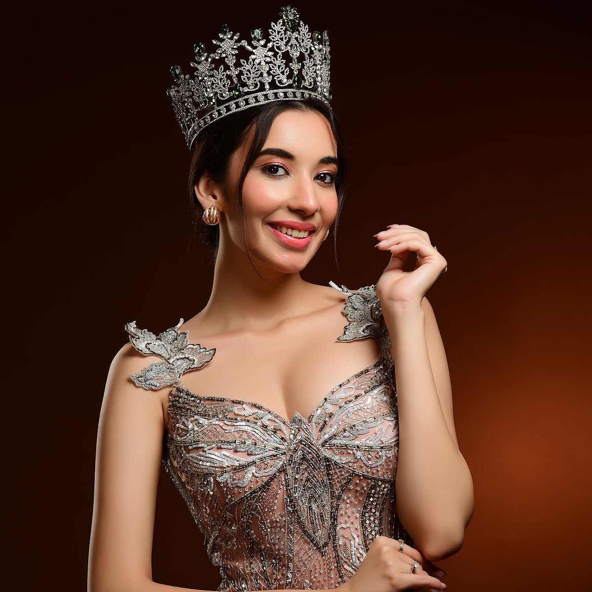 Instagram : Rabia Hora