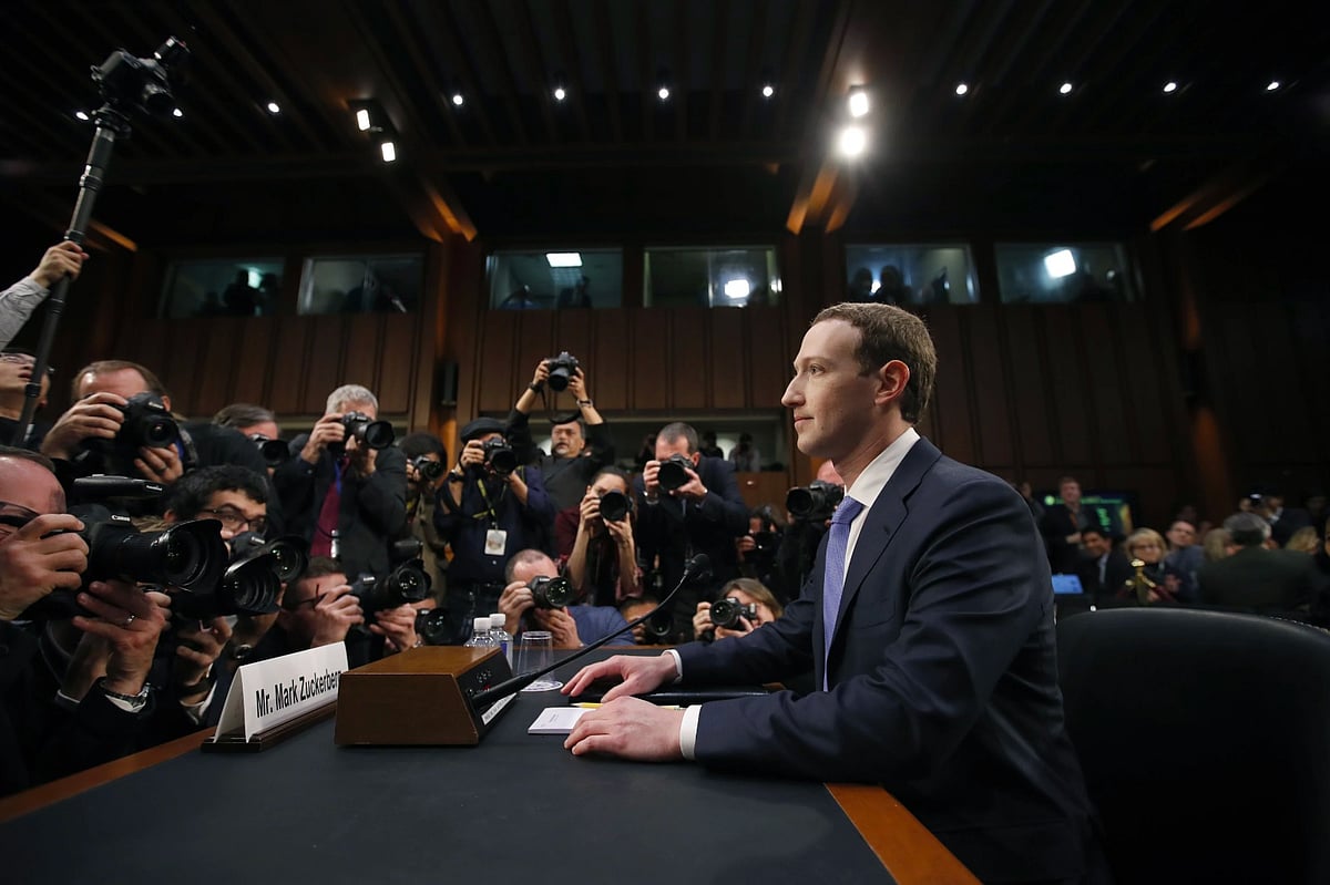(AP Photo) : Mark Zuckerberg apologises to parents at Senate child safety hearing