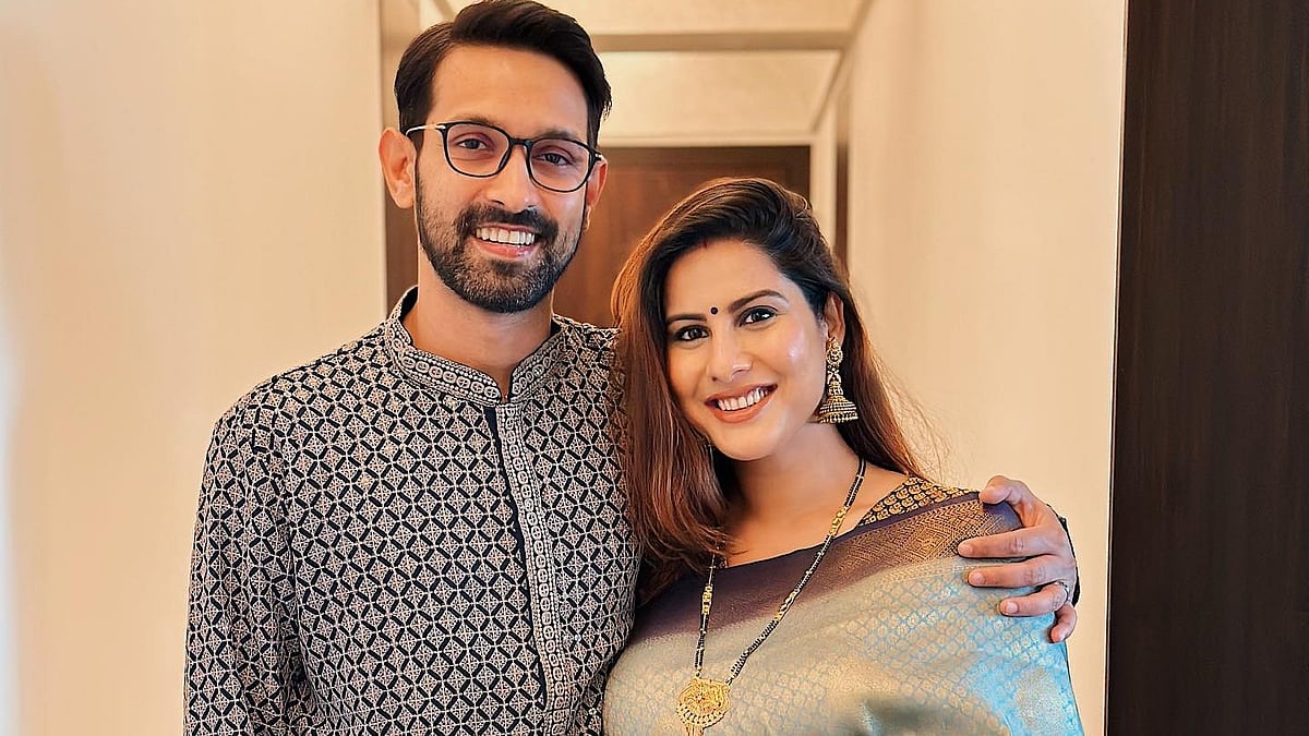 Instagram : Vikrant Massey, Sheetal Thakur