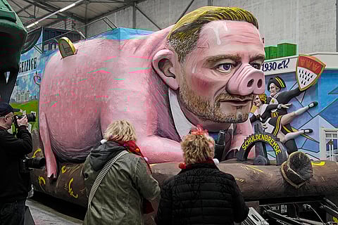 Presentation of floats for the annual Rose Monday Parade