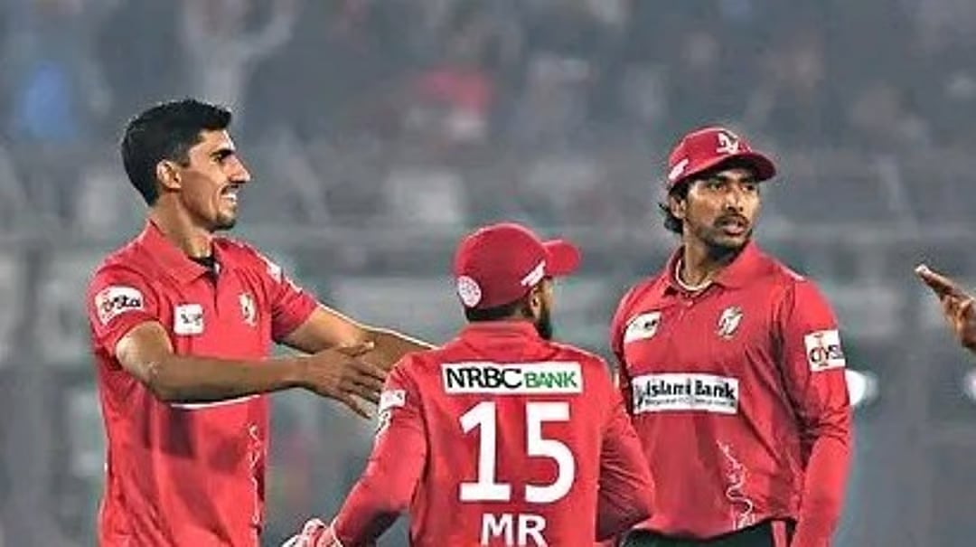 File : Fortune Barishal players celebrating a wicket in BPL 2024.