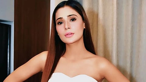 Sara Khan